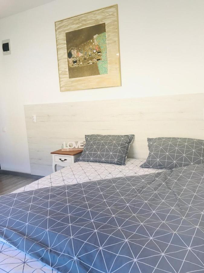 Casa Ryana Self Check-In Motel Gilău Exterior foto